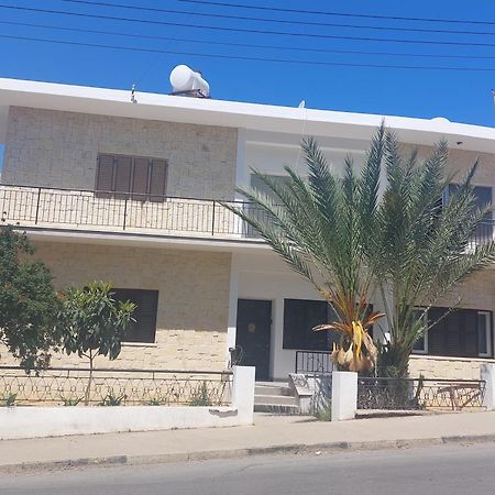 פמגוסטה Secret Garden Guest House 02 מראה חיצוני תמונה